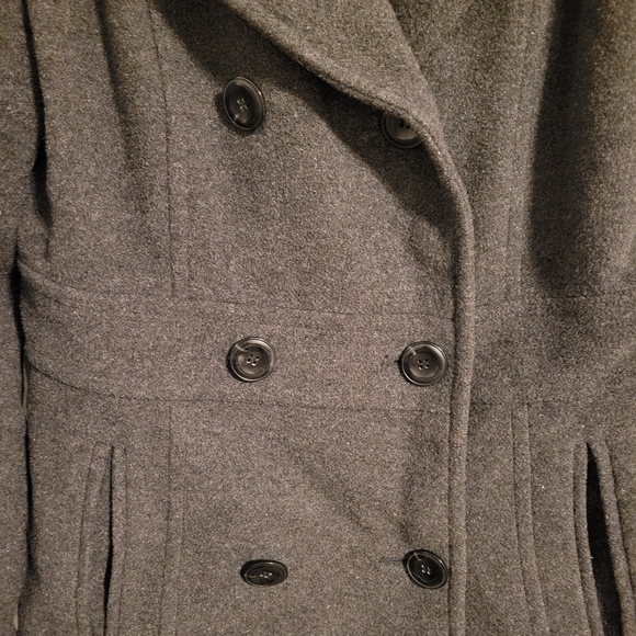 Kenneth Cole Reaction Double Breasted Peacoat Size 6 - Picture 2 of 3